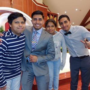 Meet your Posher, Victor